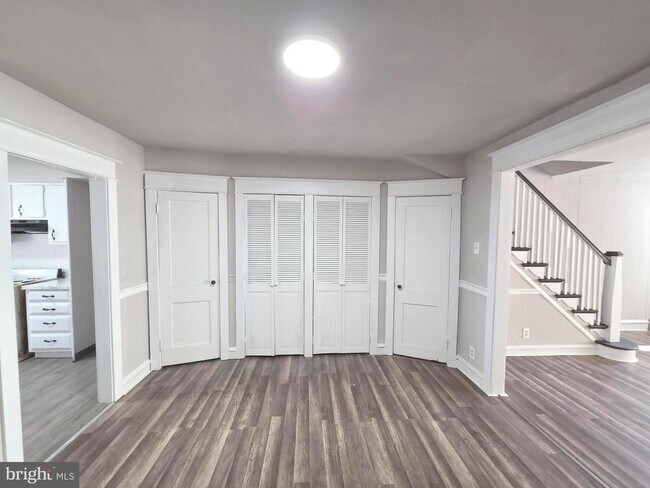 Building Photo - 4020 Howland St