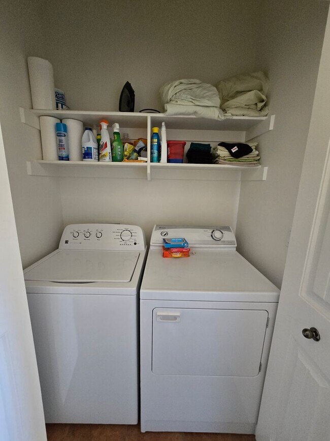 Building Photo - Unfurnished, 1-Year Long-Term Rental