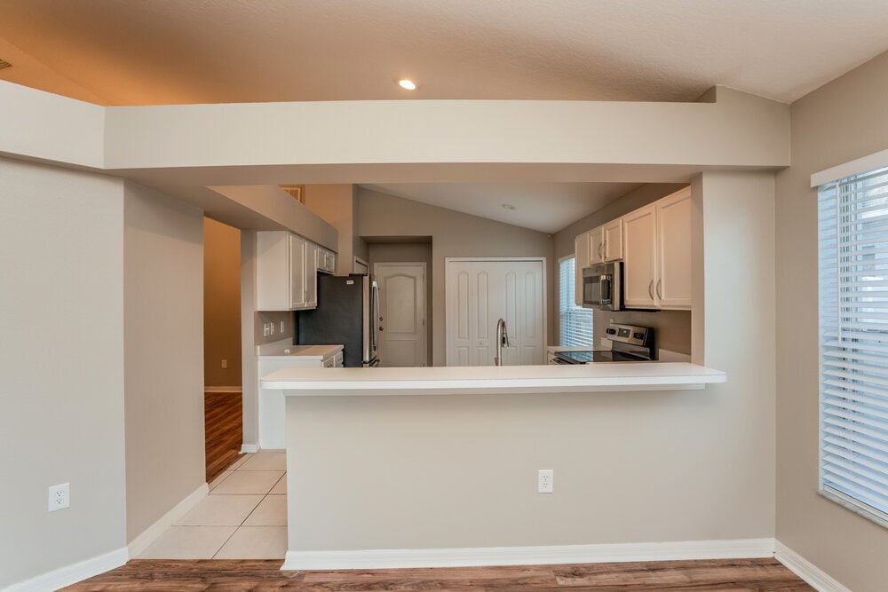 Building Photo - 1010 Cristelle Jean Dr