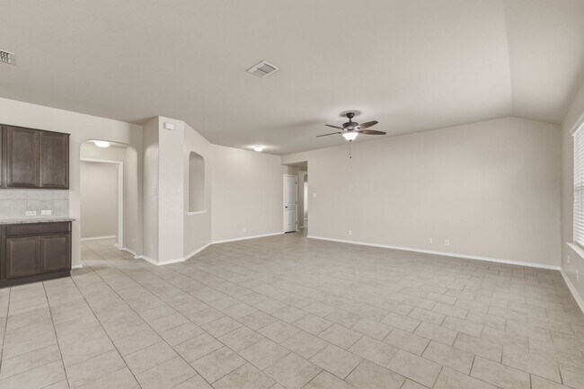 Building Photo - Large one story in Valley Ranch