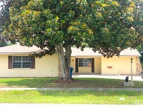 Building Photo - 9408 River Rd