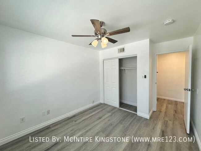 Building Photo - CALL FOR MOVE-IN SPECIALS! Spacious 2BD/1B...