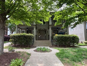 Building Photo - 526 Oakland Ave