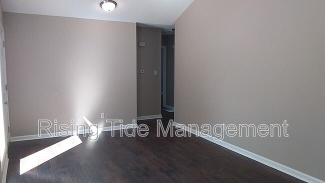 Building Photo - 5824 Balboa Terrace