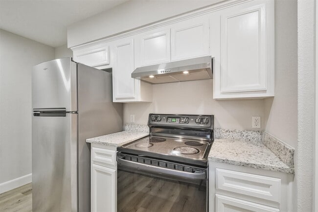 Building Photo - 12523 Drifting Winds Dr