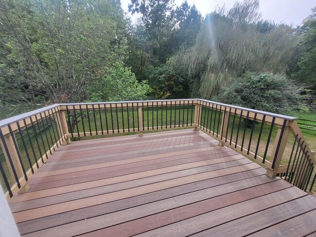 Building Photo - Spacious 3-Bedroom Rental Home in Newark
