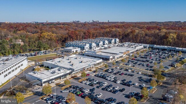 Building Photo - 11382 Emerald Park Rd