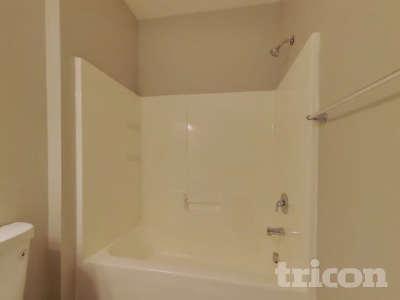 Building Photo - 6909 Barefoot Forest Dr