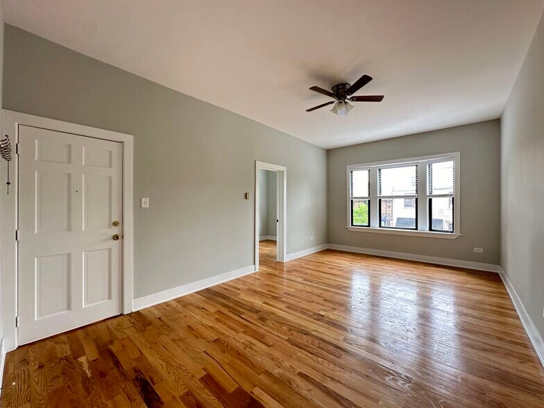 Building Photo - 374 Park Ave