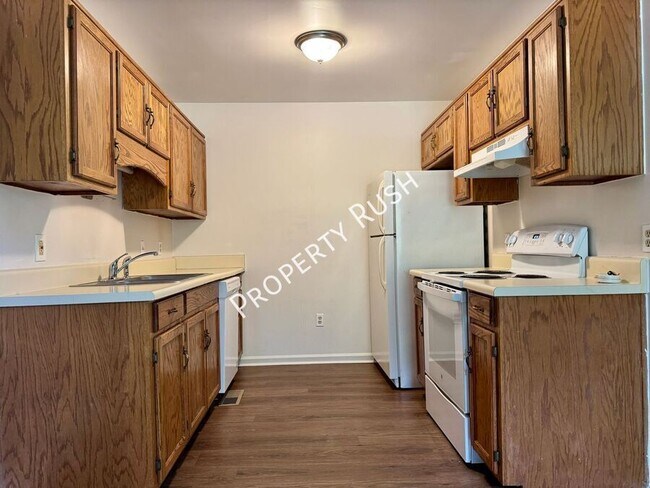 Building Photo - 6018 Champion Rd