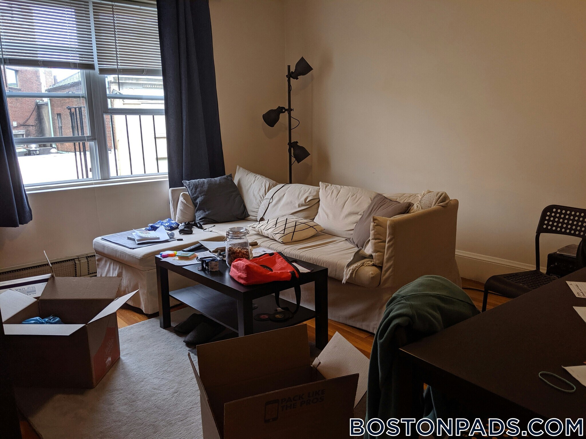 Building Photo - 402 Highland Ave