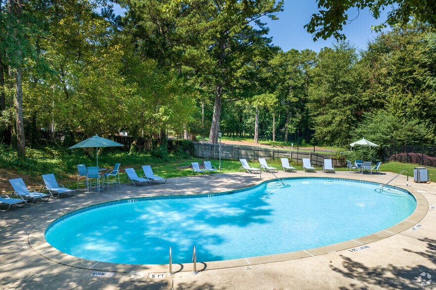 Pool - Greens at Cascade