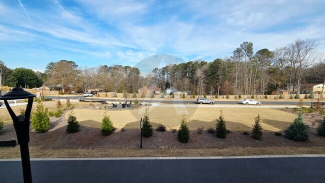 Building Photo - 209 Commons Ave