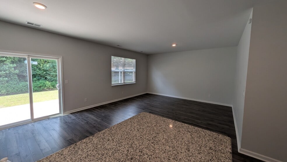 Building Photo - 280 Forestbrook Cove Cir