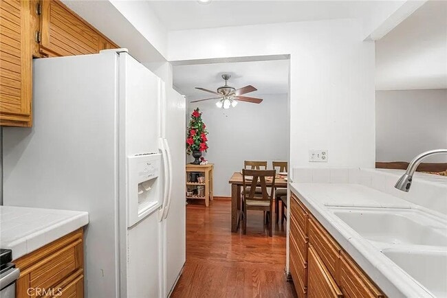 Building Photo - 25712 Le Parc