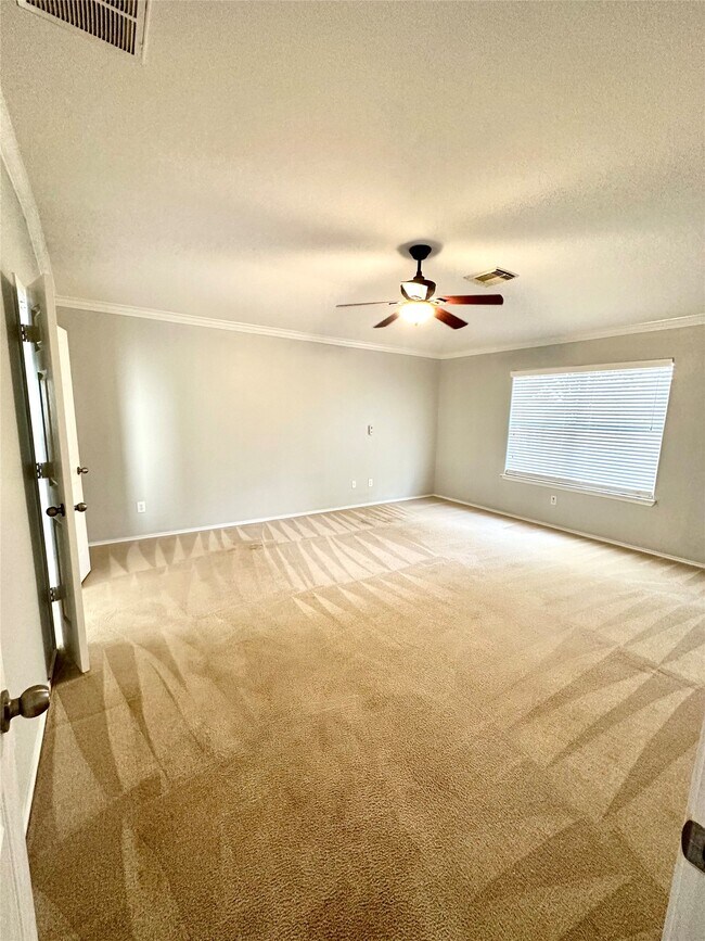 Building Photo - 26510 Forest Pine Ln
