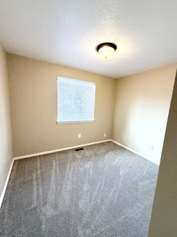 Building Photo - 4221 N Esten Pl