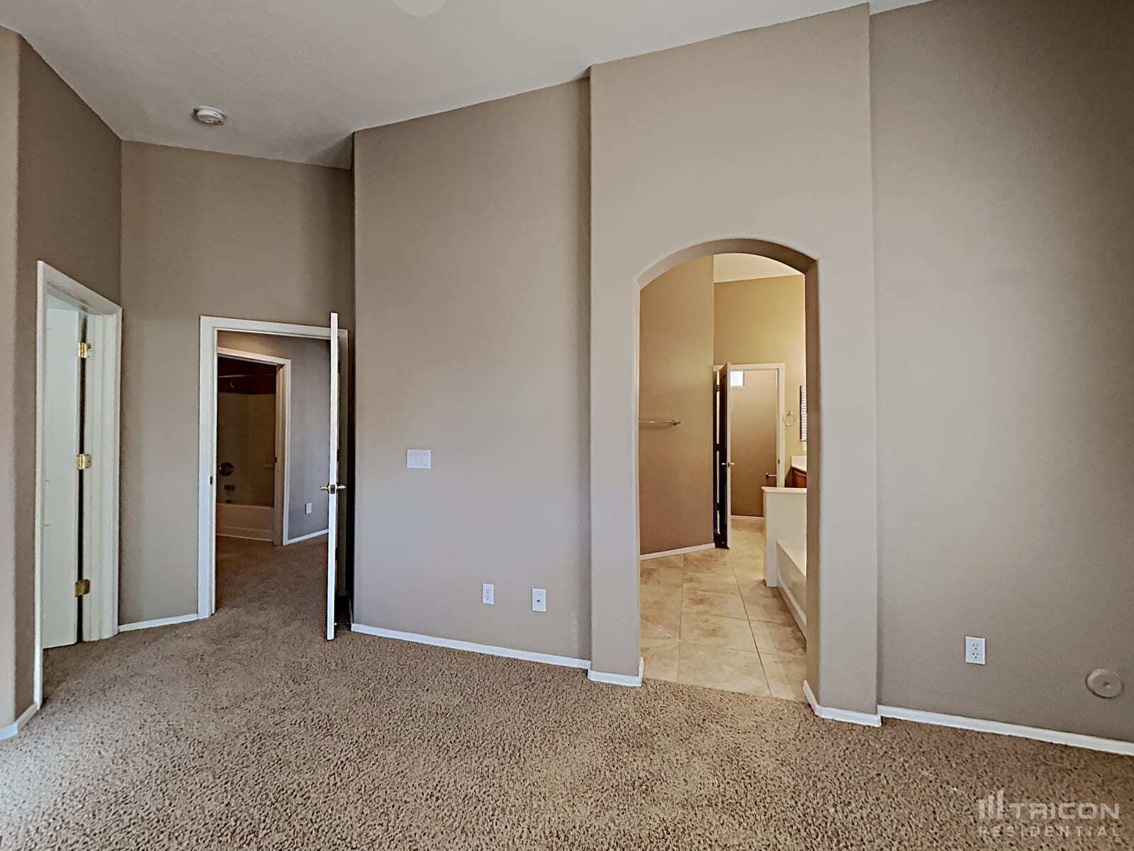 Building Photo - 44181 W Lindgren Dr