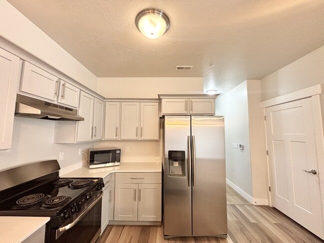 Building Photo - 13084 S Tortola Dr