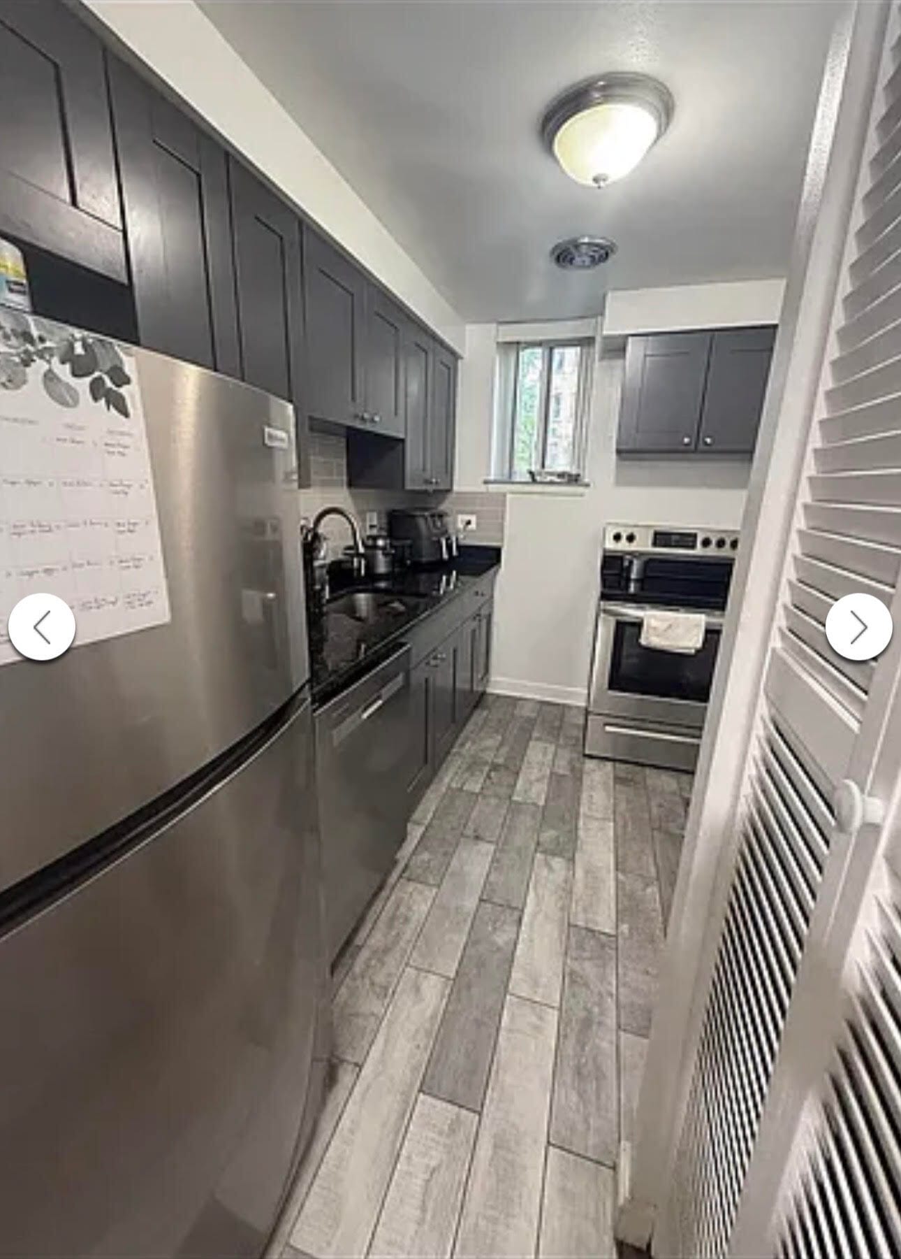 Building Photo - 3825 N Pine Grove Ave