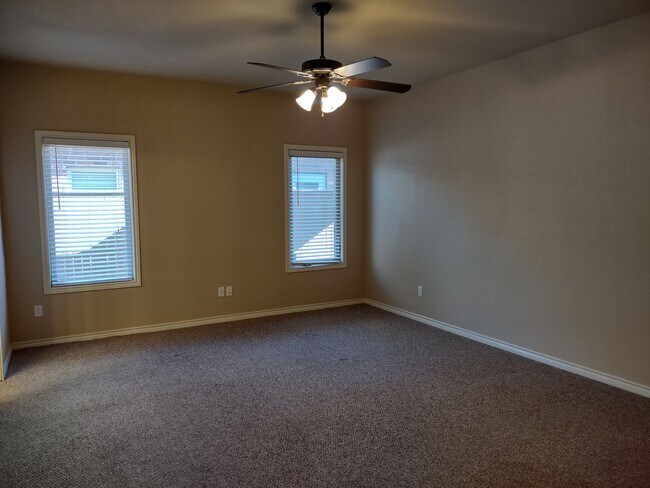 Building Photo - Prestigious 3/3/2 Home in Lubbock Cooper School District.