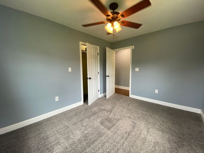 Building Photo - Your Dream Rental Awaits in Osage Hills – ...