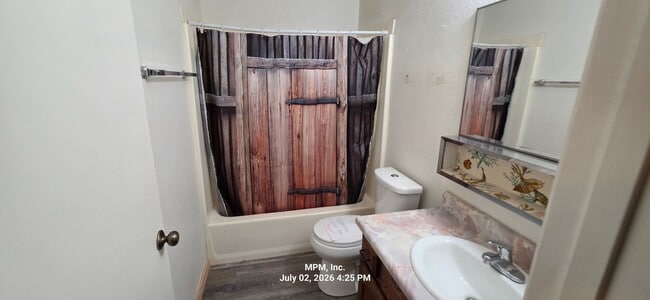 Building Photo - 2 bedroom 1 bath Home in Sierra Bonita 55 and over community