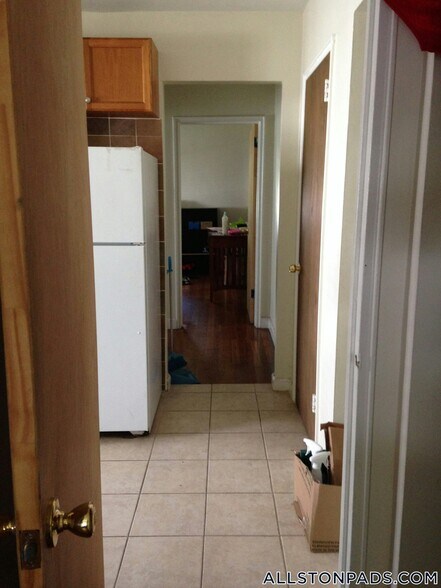 Building Photo - 4 President Terrace