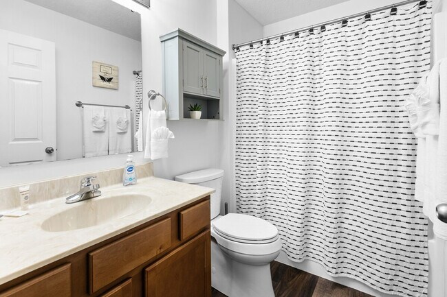 Building Photo - 13847 Catalina Dr