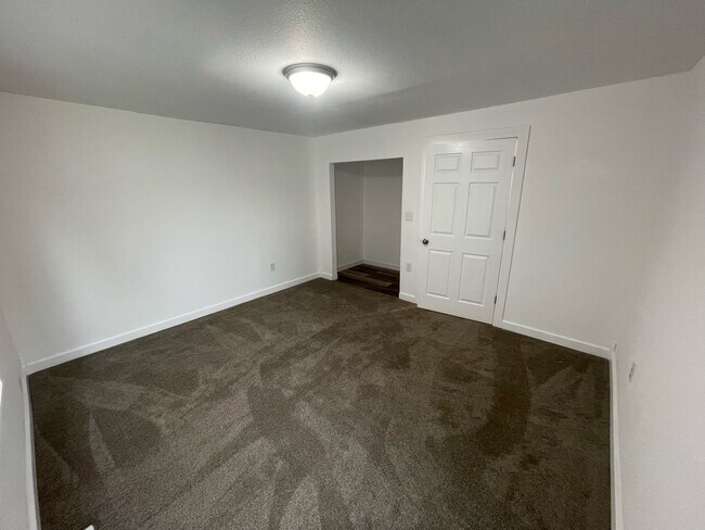 Building Photo - 1224 W Sinto Ave