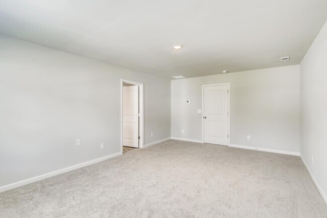 Building Photo - 250 Sweet Bay Ln