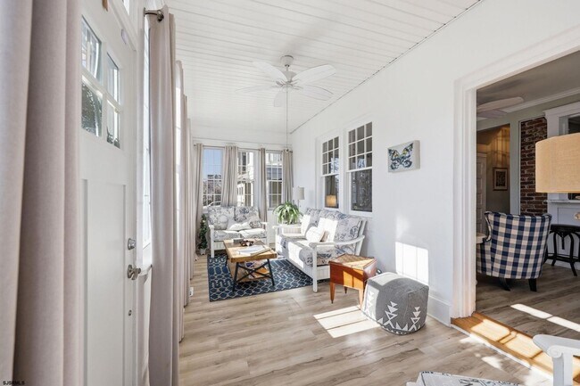 Building Photo - 115 N Sumner Ave