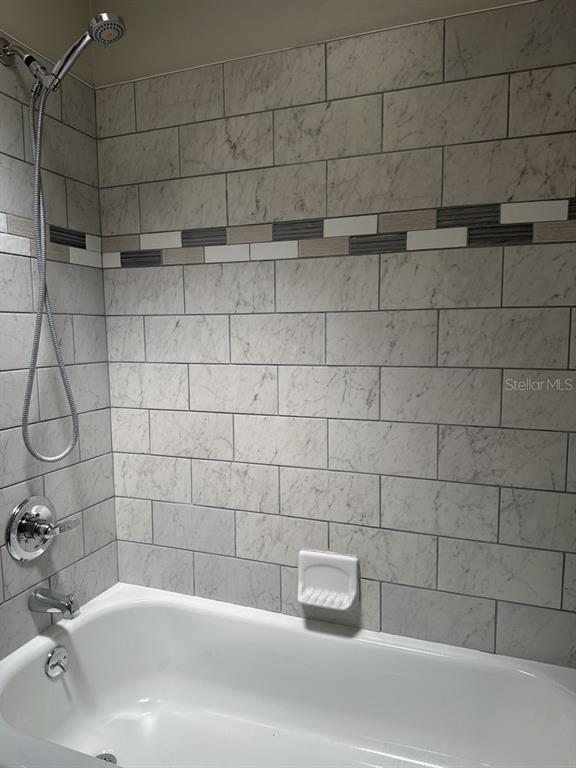 Building Photo - 6568 W Shore Cir