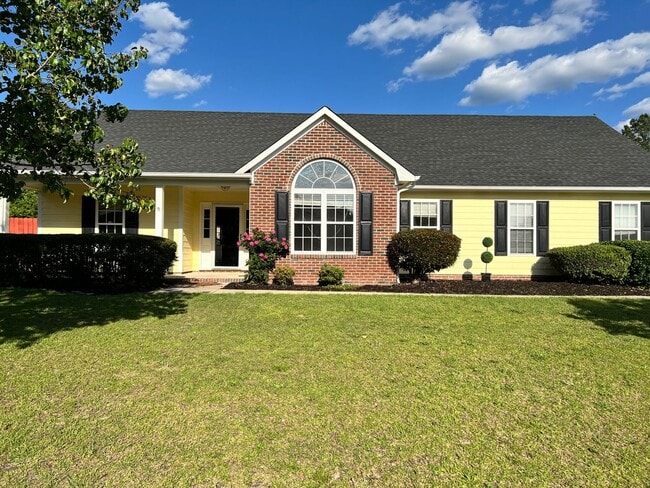 Building Photo - Beautiful 4br, 2.5 bath home in the Jack B...