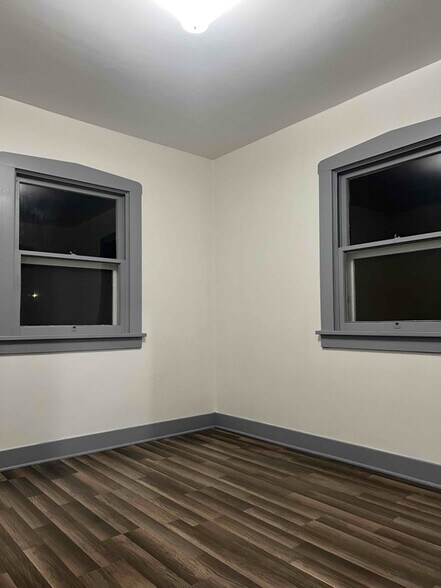 Building Photo - 8671 S State St