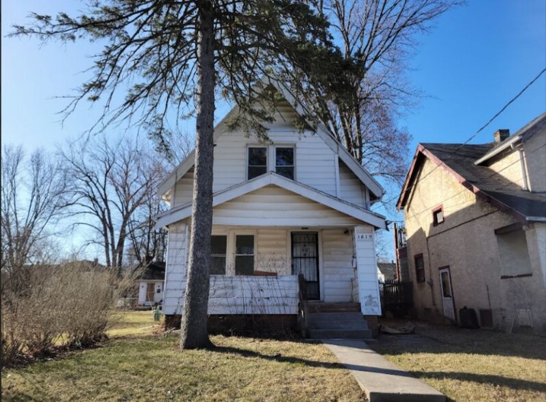 Building Photo - 1819 Macomber St