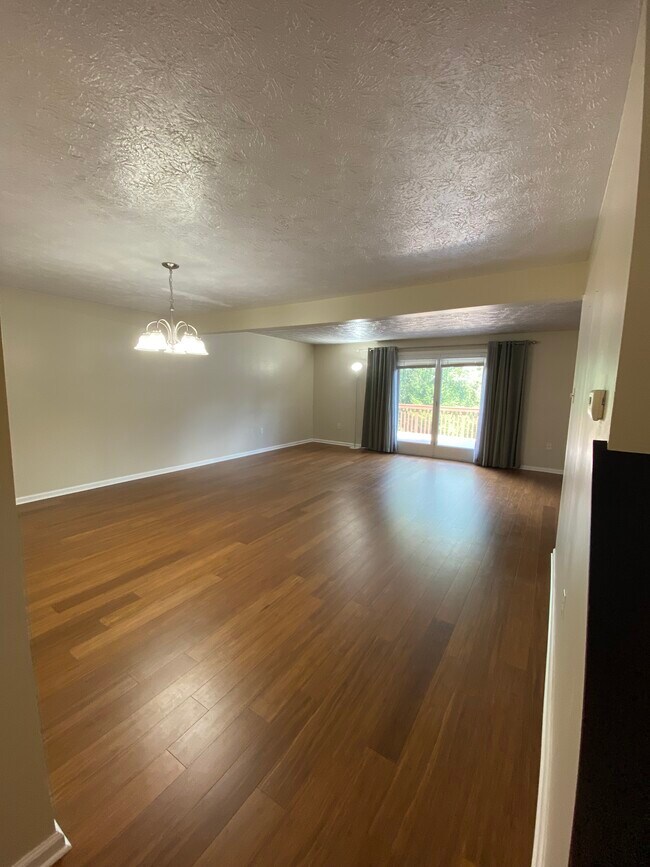 Open Dining & Living Room - 2519 Hawthorne Dr