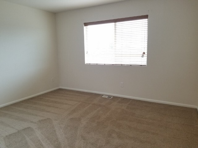 Building Photo - Pet Friendly Tumwater Hill Home