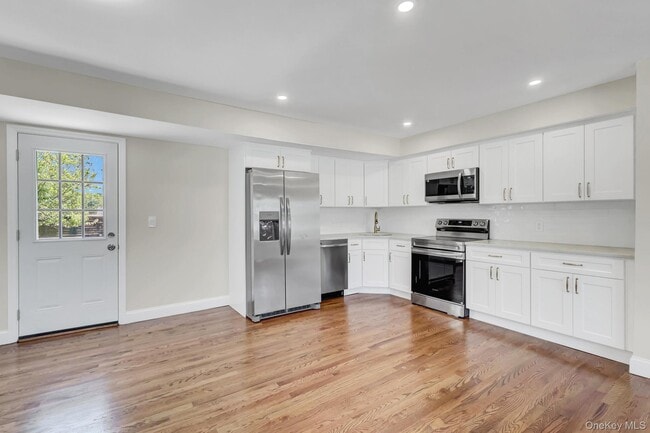 Building Photo - 3107 Gull Ave