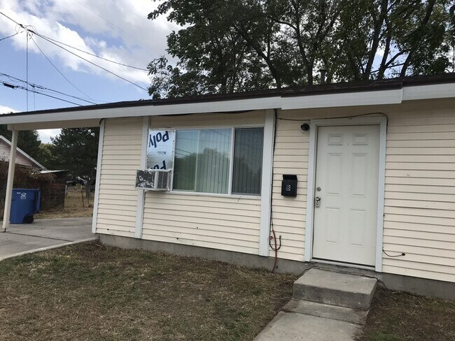 Building Photo - 3065 S 9100 W