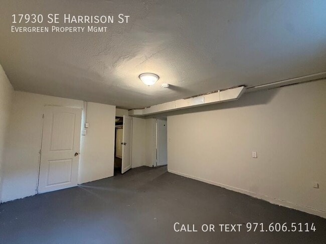 Building Photo - 17930 SE Harrison St