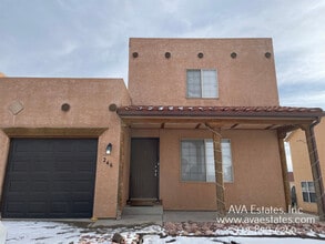 Building Photo - 246 W Coral Dr