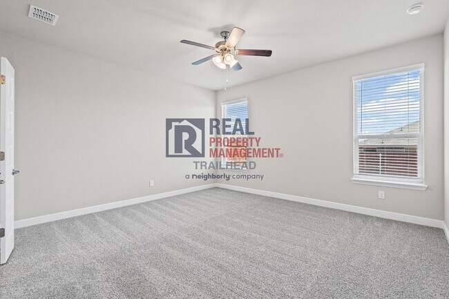 Building Photo - Charming 4-Bed / 2-Bath New Home — Spaciou...