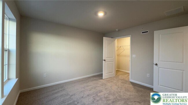 Building Photo - 8209 Brodie Ct