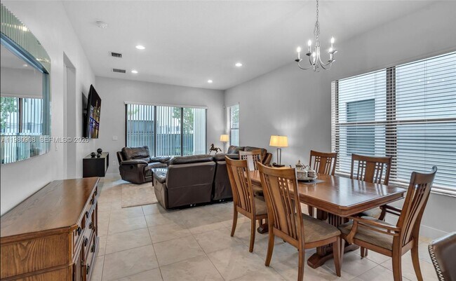 Building Photo - 3274 W 96 Pl