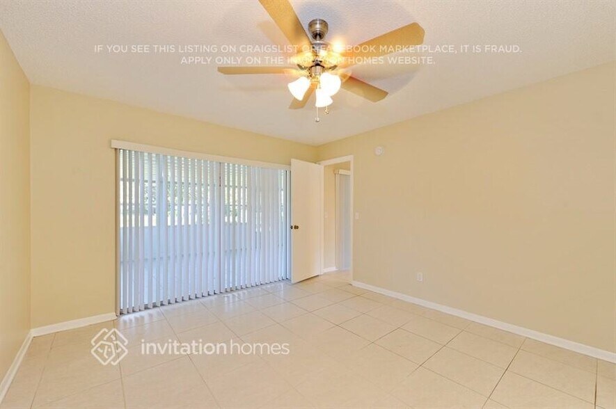 Building Photo - 5209 Windlaff Ave