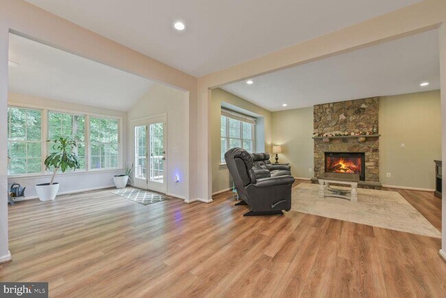 Building Photo - 5907 Tulloch Spring Ct