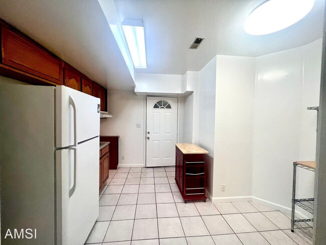 1 br, 1 bath House - 4116 Balboa Street #A - 1 br, 1 bath House - 4116 Balboa Street  #A