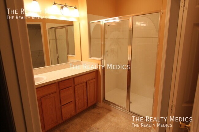 Building Photo - 2222 Black Mangrove Dr
