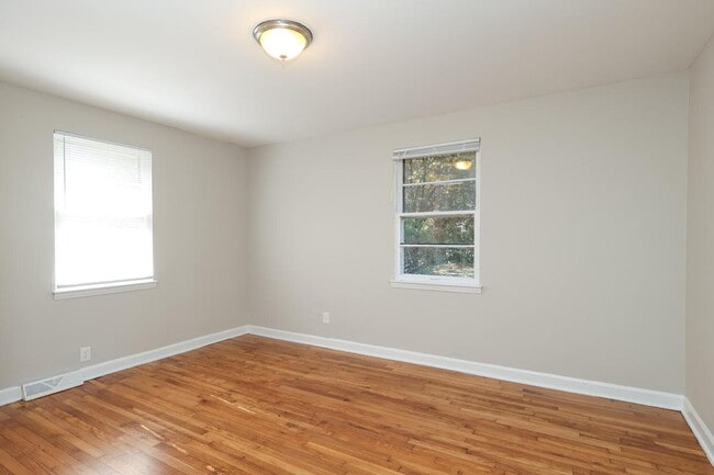 Building Photo - Newly renovated Ranch style 3 bedroom 1 ba...